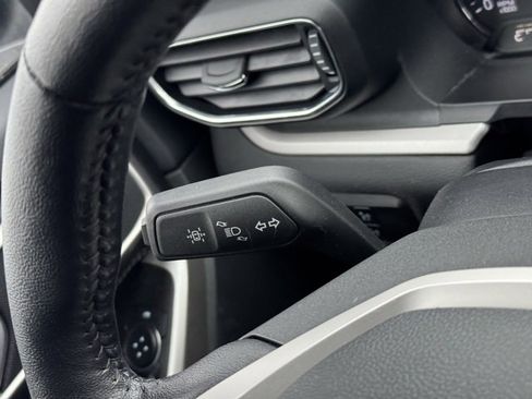 Certified 2023 Ford Explorer XLT w/ Equipment Group 202A image 29