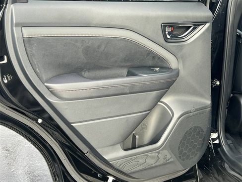 New 2025 Subaru Forester Touring image 39