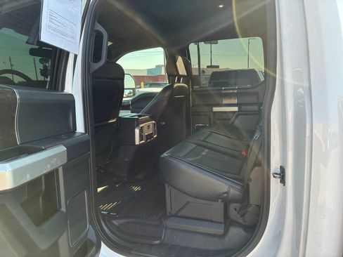 Used 2022 Ford F350 Lariat w/ Lariat Value Package AWD/4WD image 4