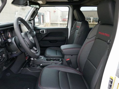 New 2026 Jeep Gladiator Rubicon AWD/4WD image 14