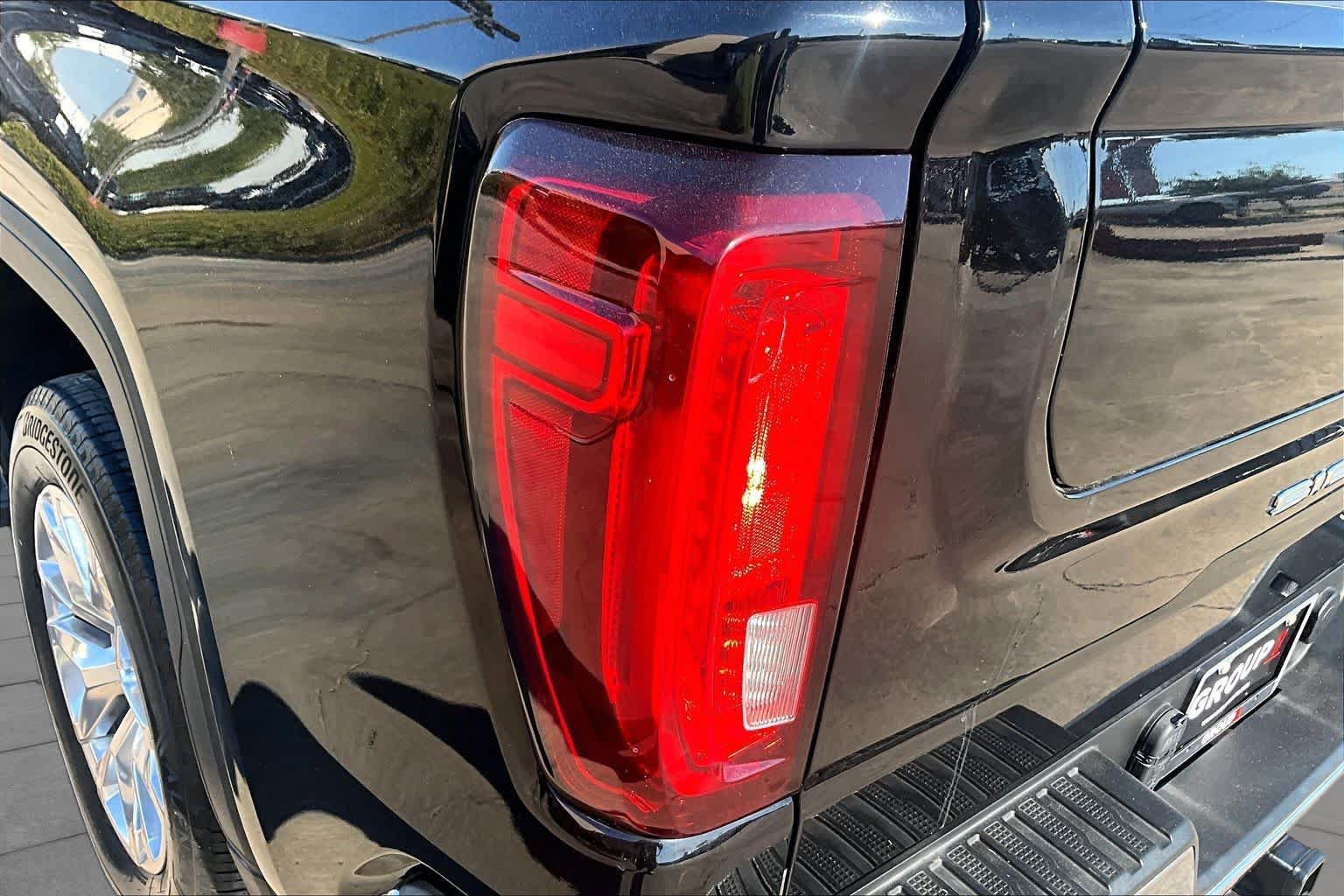 Used 2022 GMC Sierra 1500 SLT RWD image 29