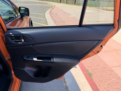 Used 2014 Subaru Crosstrek 2.0i Limited AWD/4WD image 20