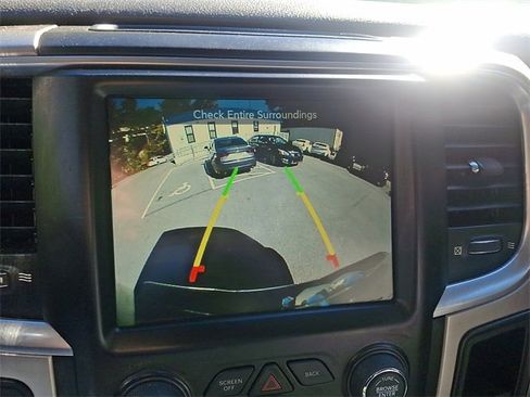 Used 2017 RAM 2500 SLT w/ Luxury Group image 19