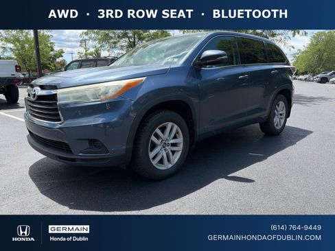 Used 2016 Toyota Highlander LE AWD/4WD image 1