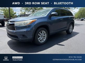 Used 2016 Toyota Highlander LE AWD/4WD video 1