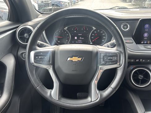 Used 2019 Chevrolet Blazer LT w/ Sound & Technology Package AWD/4WD image 7
