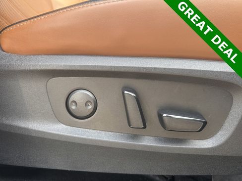 Used 2023 Nissan Pathfinder Platinum image 12