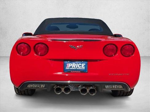 Used 2011 Chevrolet Corvette Convertible w/ 1LT image 7