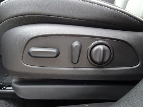 New 2026 Buick Encore GX Avenir w/ Avenir Technology Package image 12