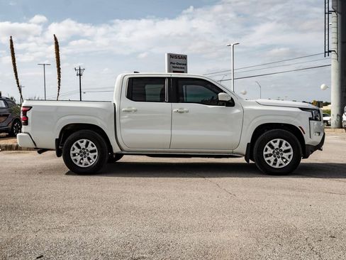Used 2024 Nissan Frontier SV w/ SV Convenience Package RWD image 4