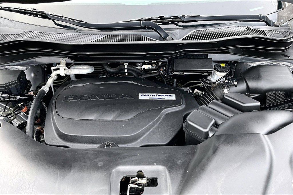 Used 2017 Honda Pilot Elite image 10