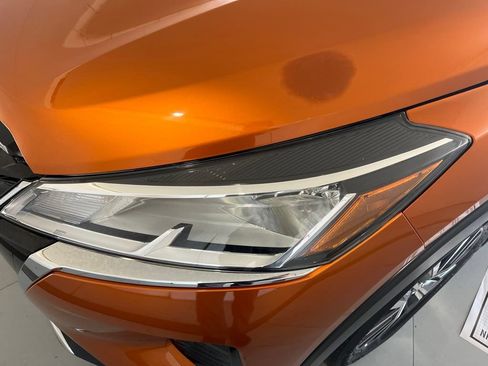 Used 2021 Nissan Kicks SV FWD image 35