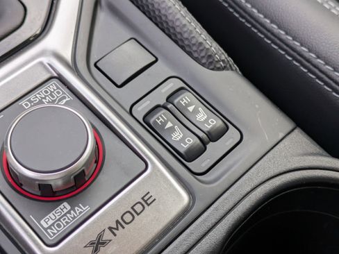 Used 2024 Subaru Forester Touring image 32