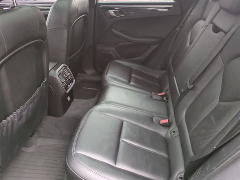 Used 2015 Porsche Macan S AWD/4WD image 20