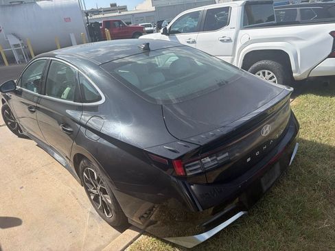 Used 2025 Hyundai Sonata SEL FWD image 4