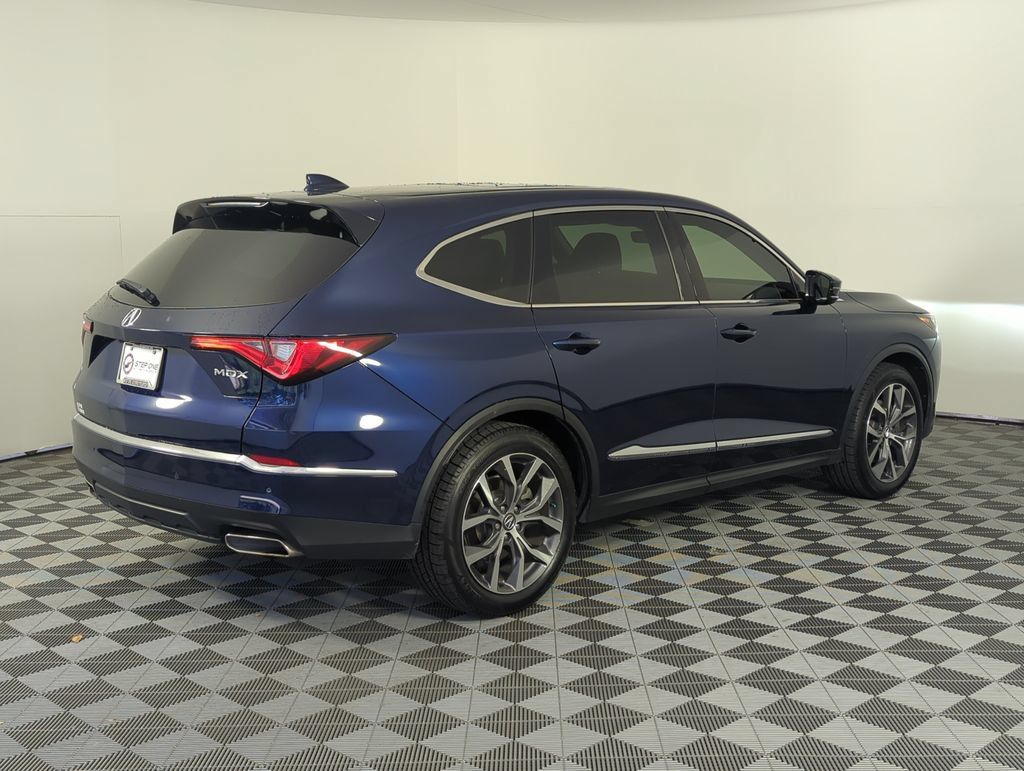 Used 2024 Acura MDX w/ Technology Package FWD image 7