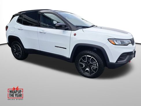 New 2026 Jeep Compass Trailhawk image 8