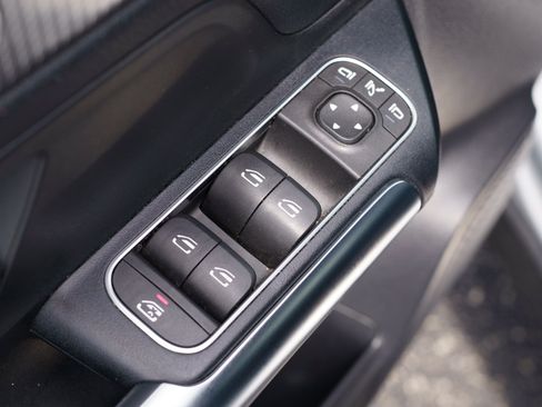 Used 2021 Mercedes-Benz GLA 250 image 15