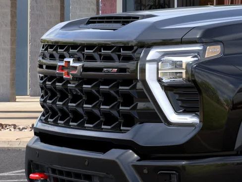 New 2026 Chevrolet Silverado 2500 ZR2 w/ LPO, Dark Essentials Package AWD/4WD image 13