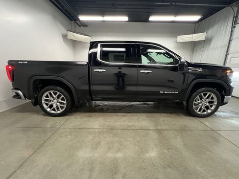 New 2026 GMC Sierra 1500 SLT w/ SLT Convenience Package image 2