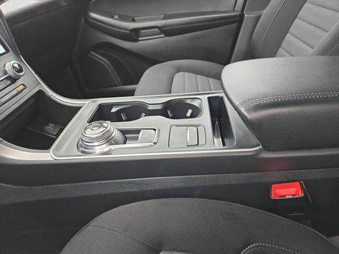 Certified 2022 Ford Edge SE image 22