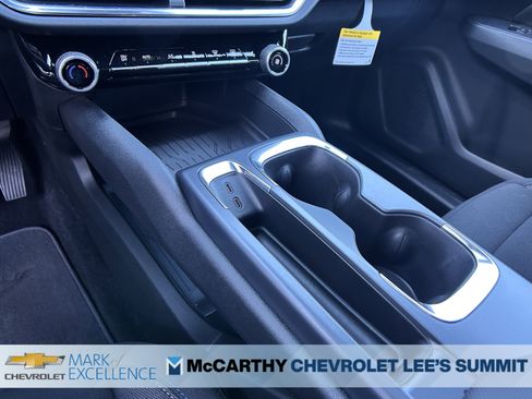 New 2026 Chevrolet Equinox EV LT w/ Comfort Package image 25