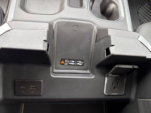 New 2026 Chevrolet Silverado 1500 LTZ AWD/4WD image 18