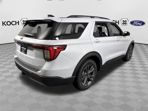 New 2026 Ford Explorer Active w/ Active Comfort Package image 8