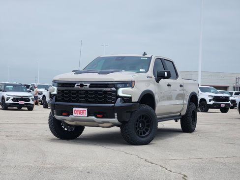 New 2026 Chevrolet Silverado 1500 ZR2 AWD/4WD image 2