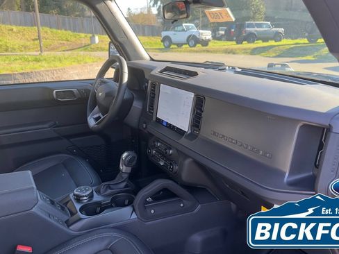 New 2025 Ford Bronco Big Bend w/ Black Diamond Package AWD/4WD image 16