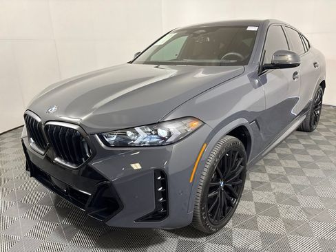 Certified 2026 BMW X6 xDrive40i w/ Executive Package AWD/4WD image 2