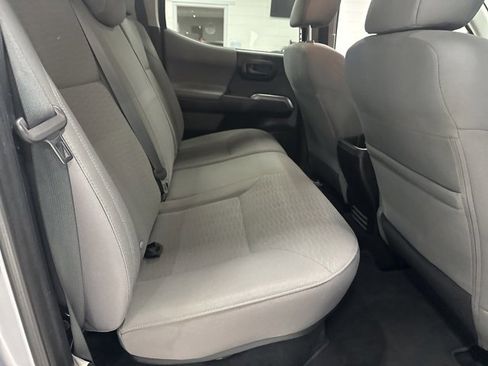 Used 2019 Toyota Tacoma SR5 image 12