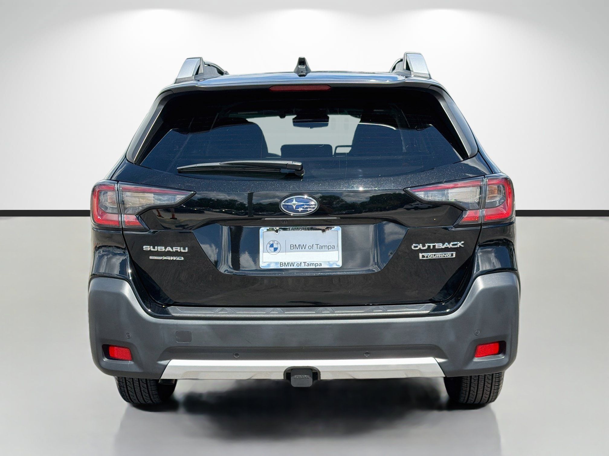 Used 2024 Subaru Outback Touring w/ Popular Package #2 AWD/4WD image 4