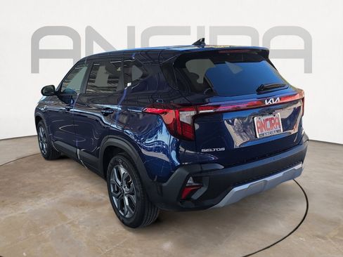 Certified 2025 Kia Seltos LX image 6