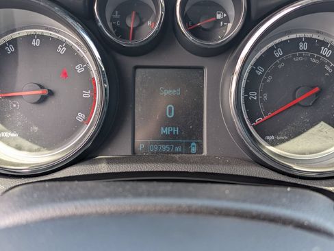 Used 2015 Buick Encore FWD image 21