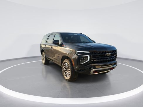 Certified 2025 Chevrolet Tahoe Z71 image 2