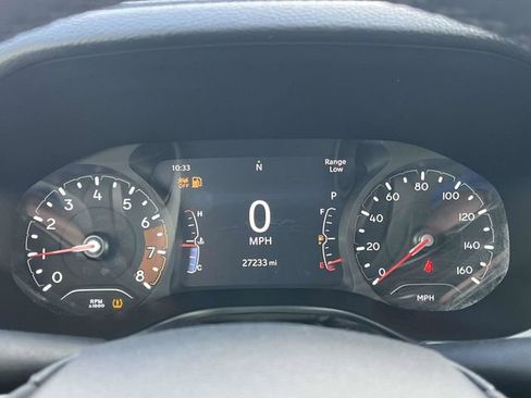 Used 2023 Jeep Compass Limited image 33