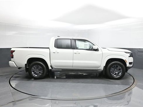 New 2026 Nissan Frontier SV image 26