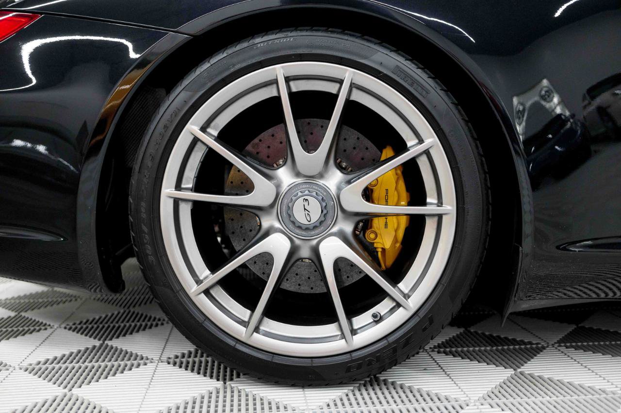 Used 2010 Porsche 911 GT3 RWD image 32