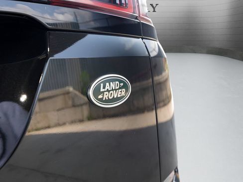 Used 2022 Land Rover Range Rover Evoque R-Dynamic S AWD/4WD image 19
