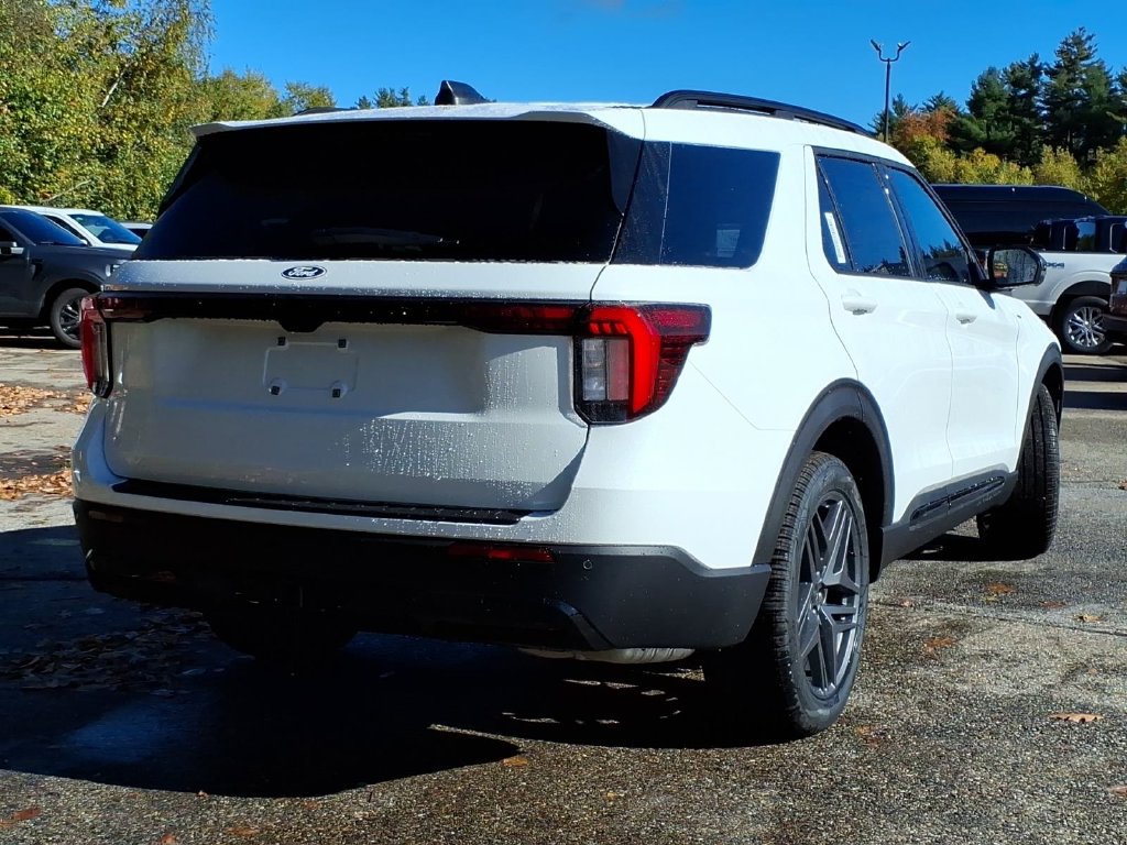 New 2027 Ford Explorer ST-Line w/ Premium Package AWD/4WD image 5