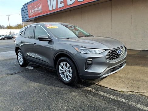 Used 2023 Ford Escape Active image 1