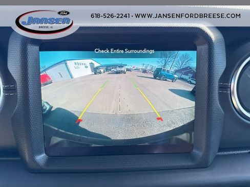 Used 2021 Jeep Wrangler Unlimited Sahara w/ Cold Weather Group image 24