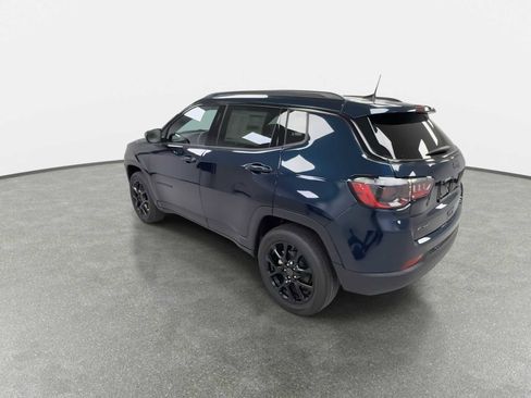 New 2026 Jeep Compass Latitude image 6
