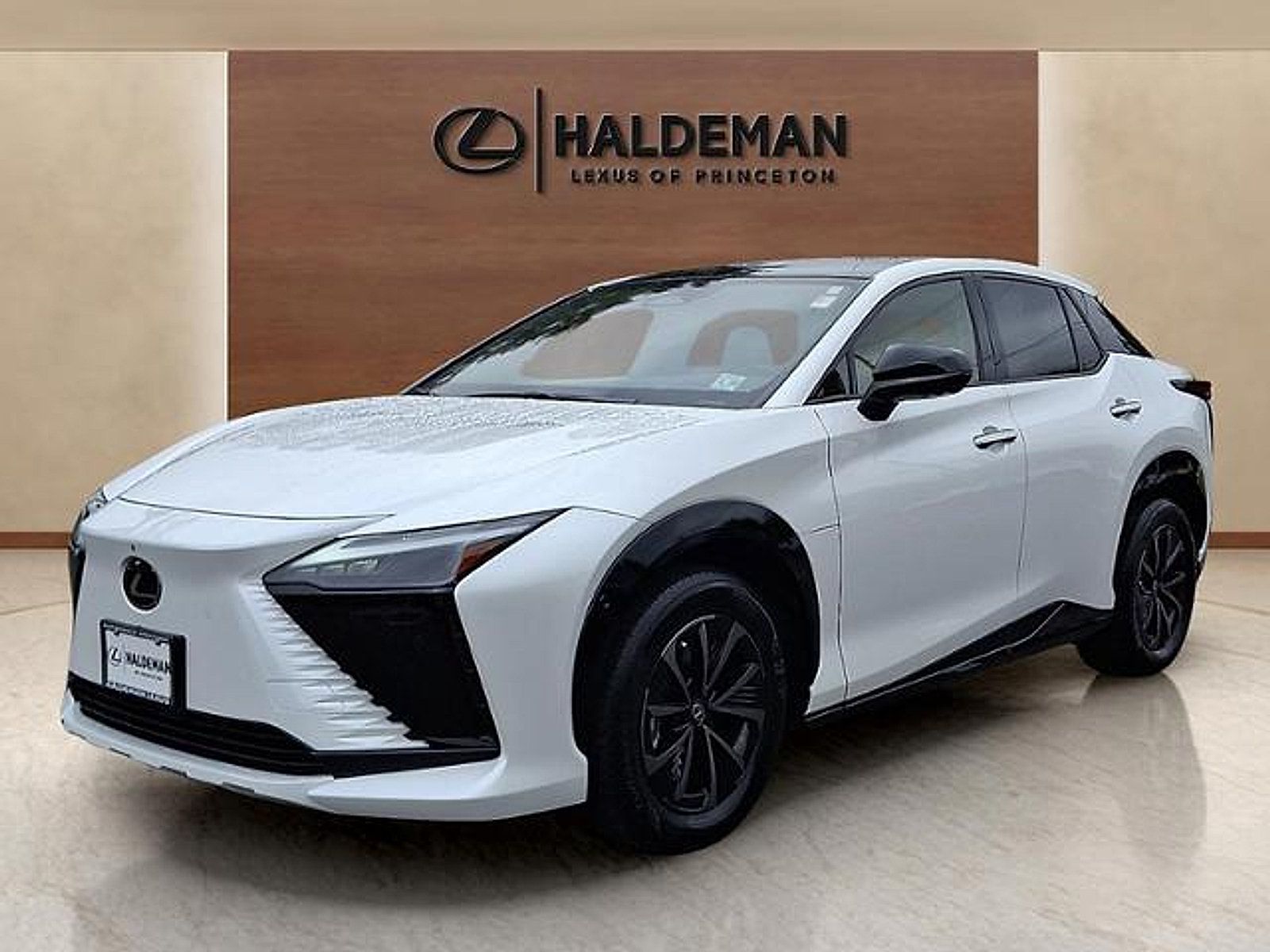 Used 2026 Lexus RZ 450e AWD w/ Technology Package image 3