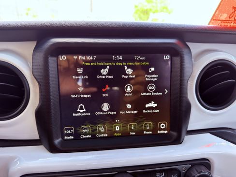 Used 2021 Jeep Gladiator Sport image 32