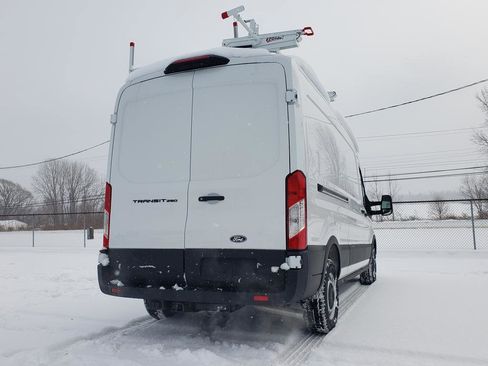 New 2026 Ford Transit 250 148 Medium Roof image 3