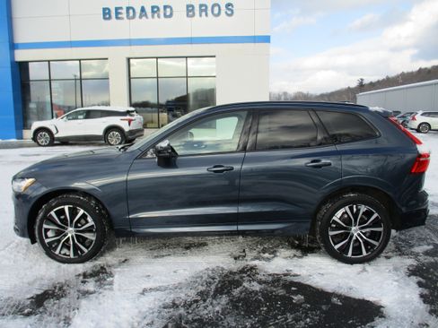 Certified 2023 Volvo XC60 B5 Plus w/ Protection Package Premier image 8