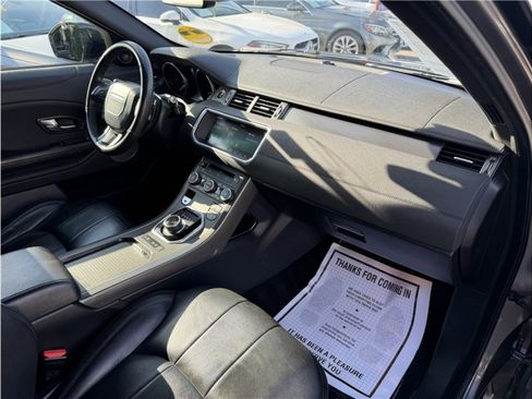 Used 2018 Land Rover Range Rover Evoque AWD/4WD image 31