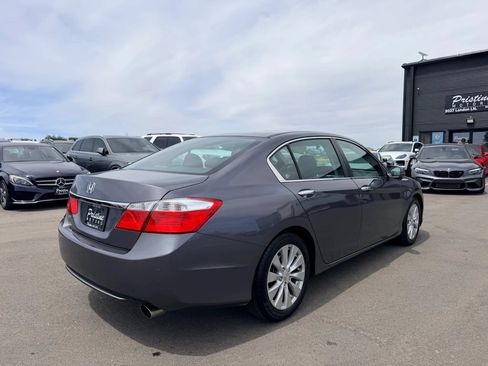 Used 2013 Honda Accord EX image 4